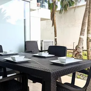  Apartamento En Edificio Sea View, Islas